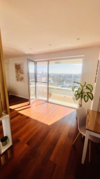 Timisoara, apartament lux, 2 camere decomandat, 52 mp, 158.000 euro.